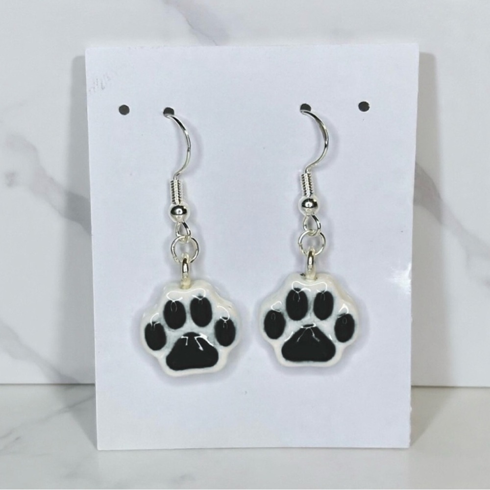Cat Resin Earring Set - Handmade - Hypoallergenic - Black - Picture 2 of 5